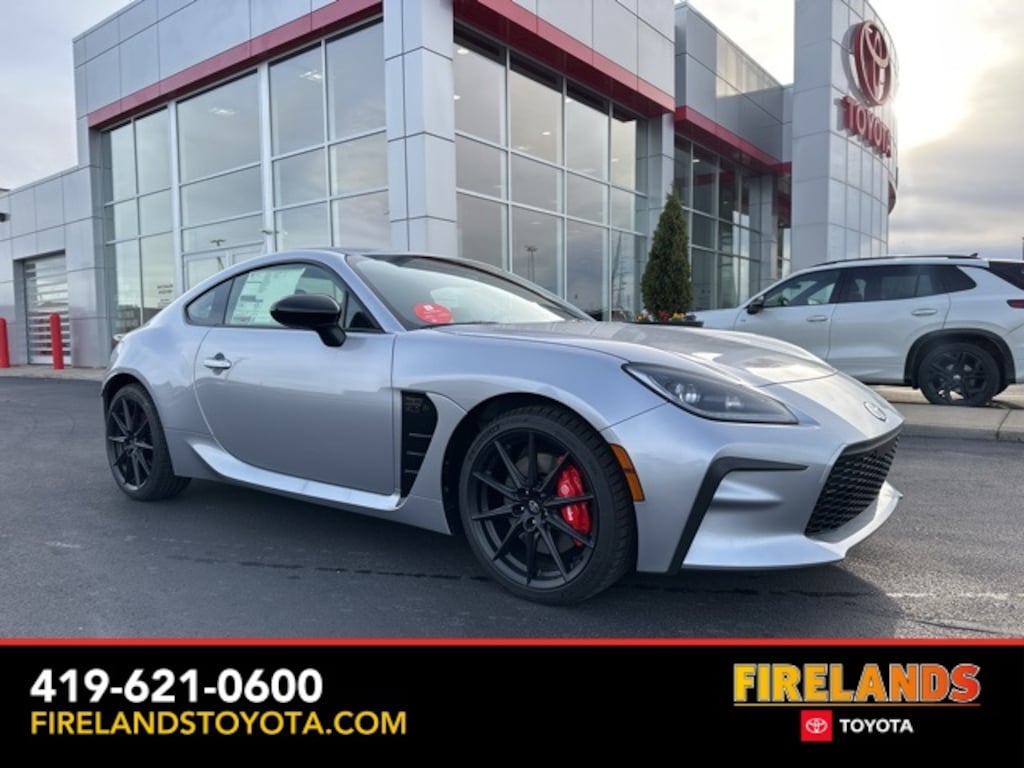 New 2025 Toyota GR86 AT 2+2 COUPE 6 SPD A/T