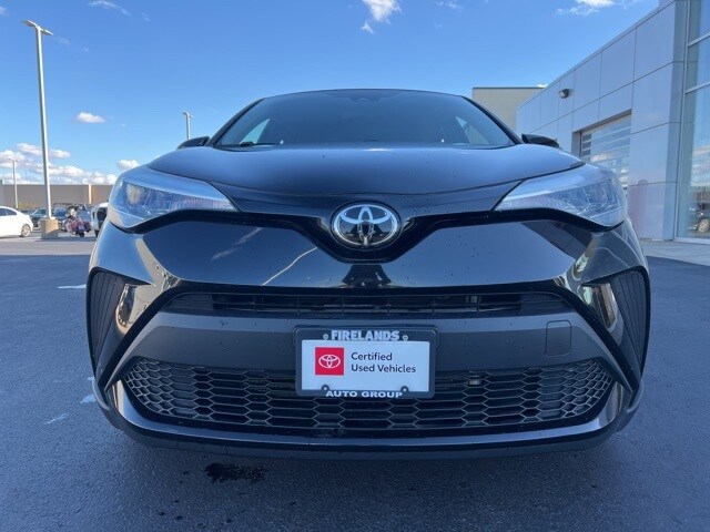 2021 Toyota C-HR LE photo 2