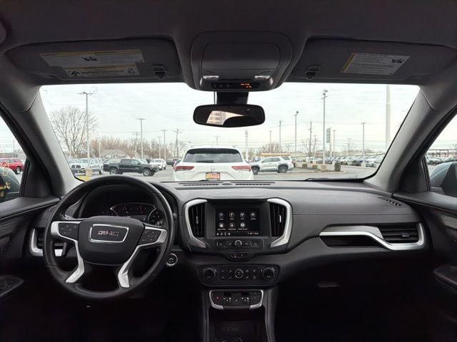 2023 GMC Terrain SLE - Photo 11