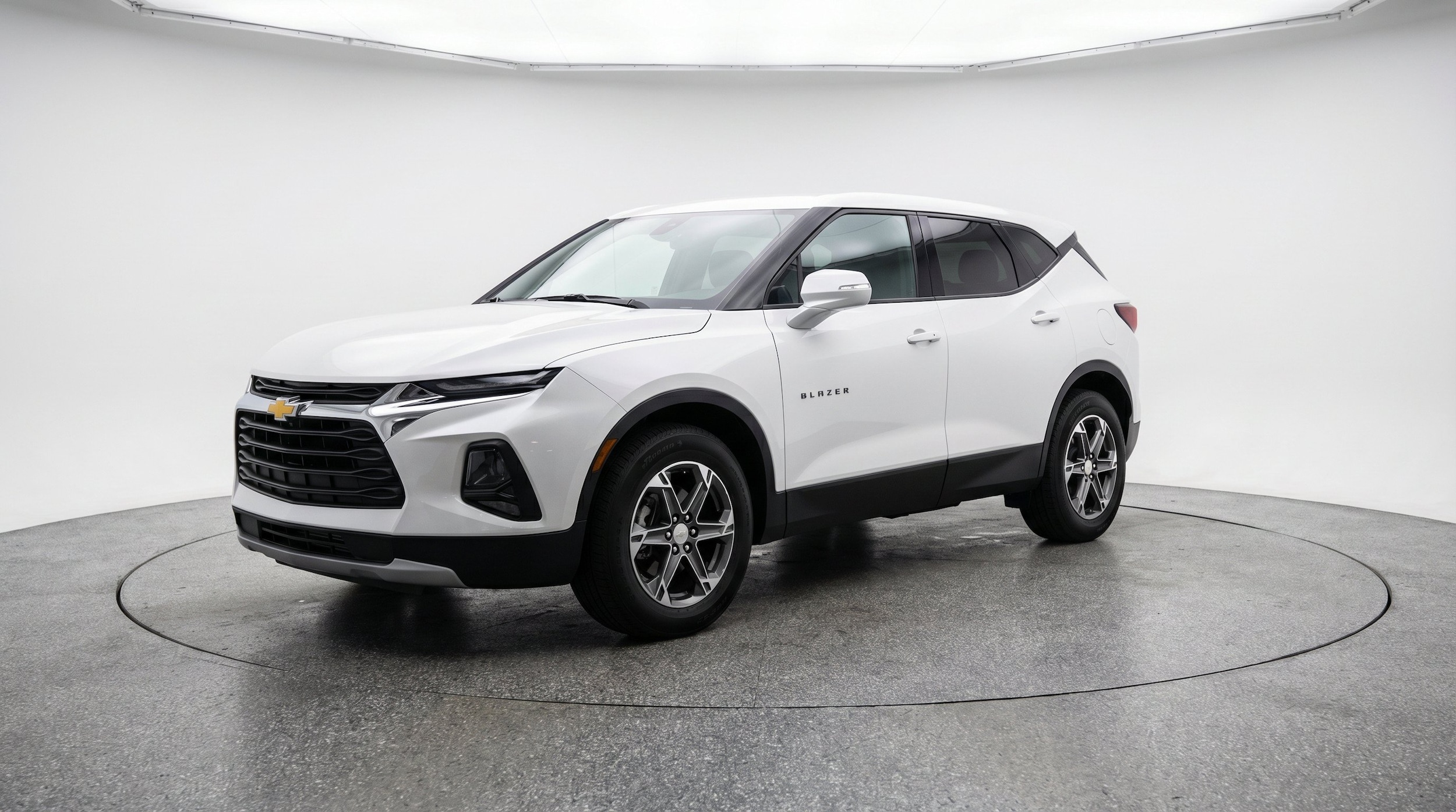 Thumbnail: 2026 Chevrolet Blazer - 3