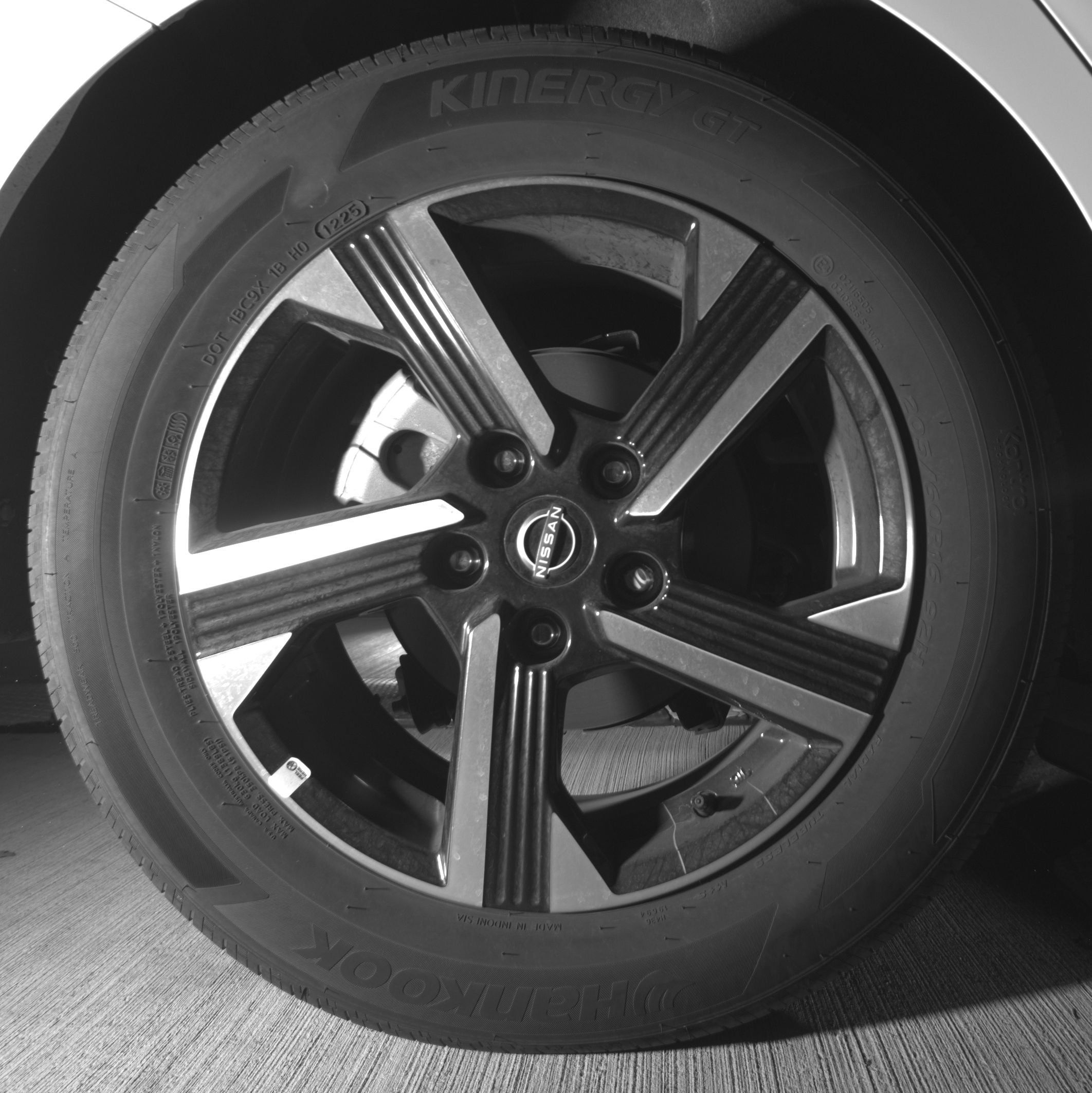 Thumbnail: 2025 Nissan Sentra - 12