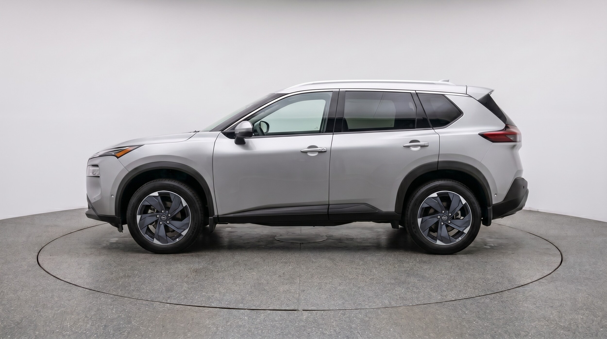Thumbnail: 2025 Nissan Rogue - 4