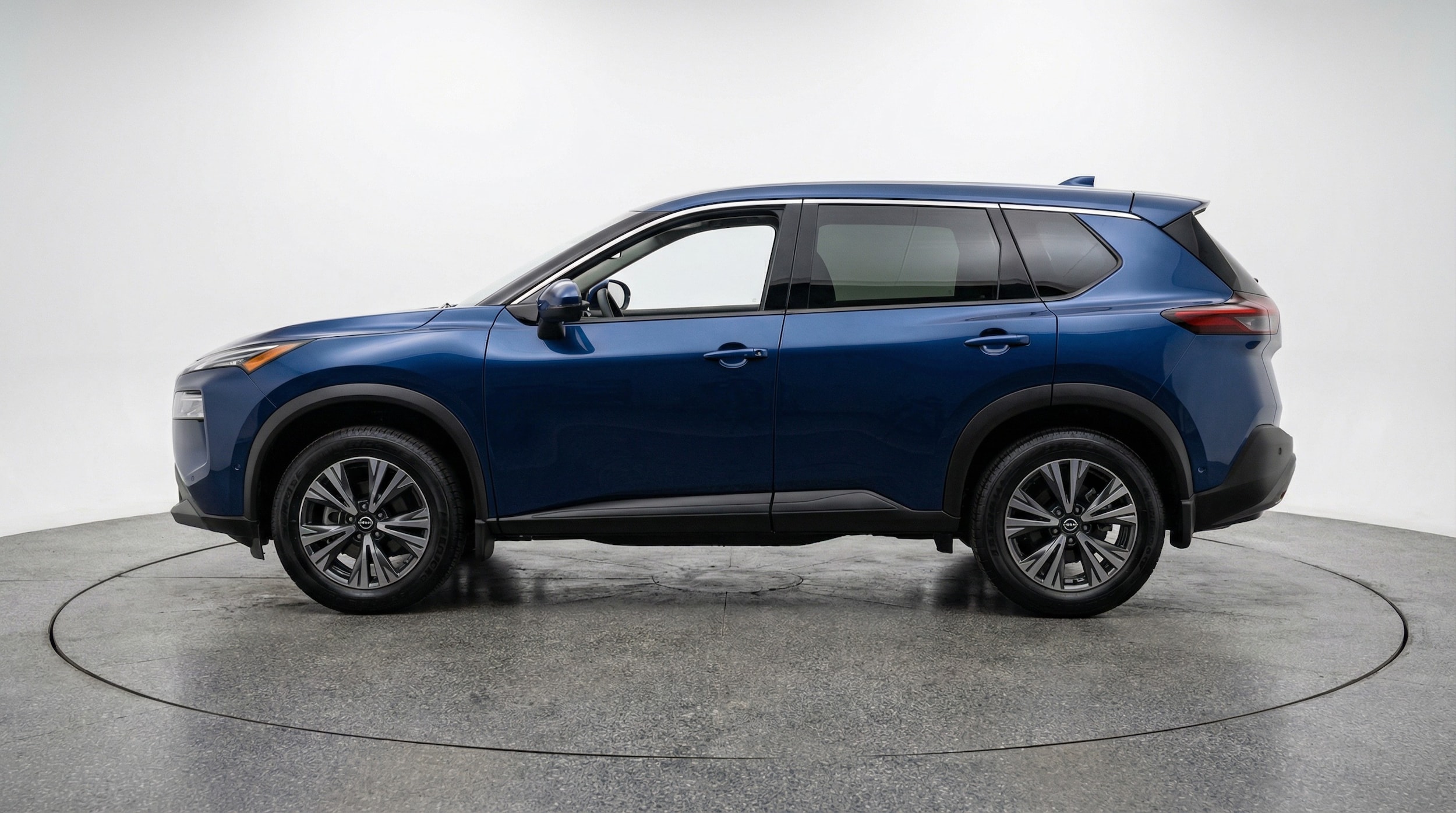 Thumbnail: 2025 Nissan Rogue - 4