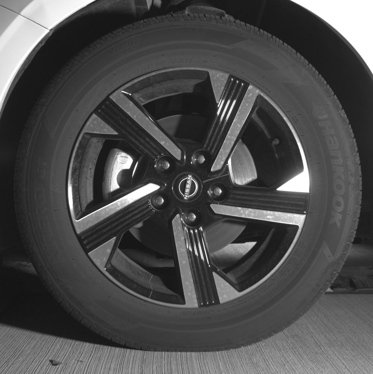 Thumbnail: 2025 Nissan Sentra - 9