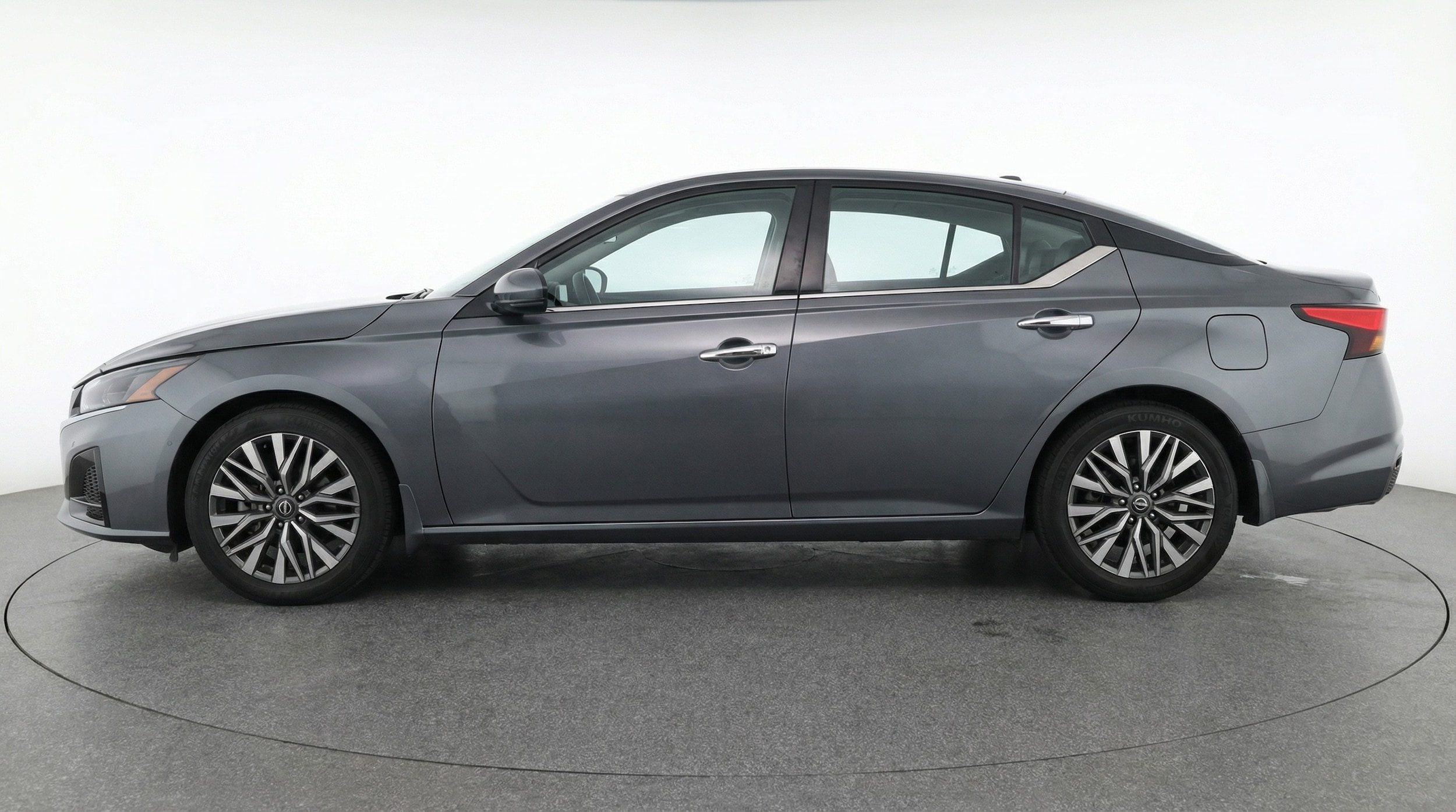 Thumbnail: 2025 Nissan Altima - 4