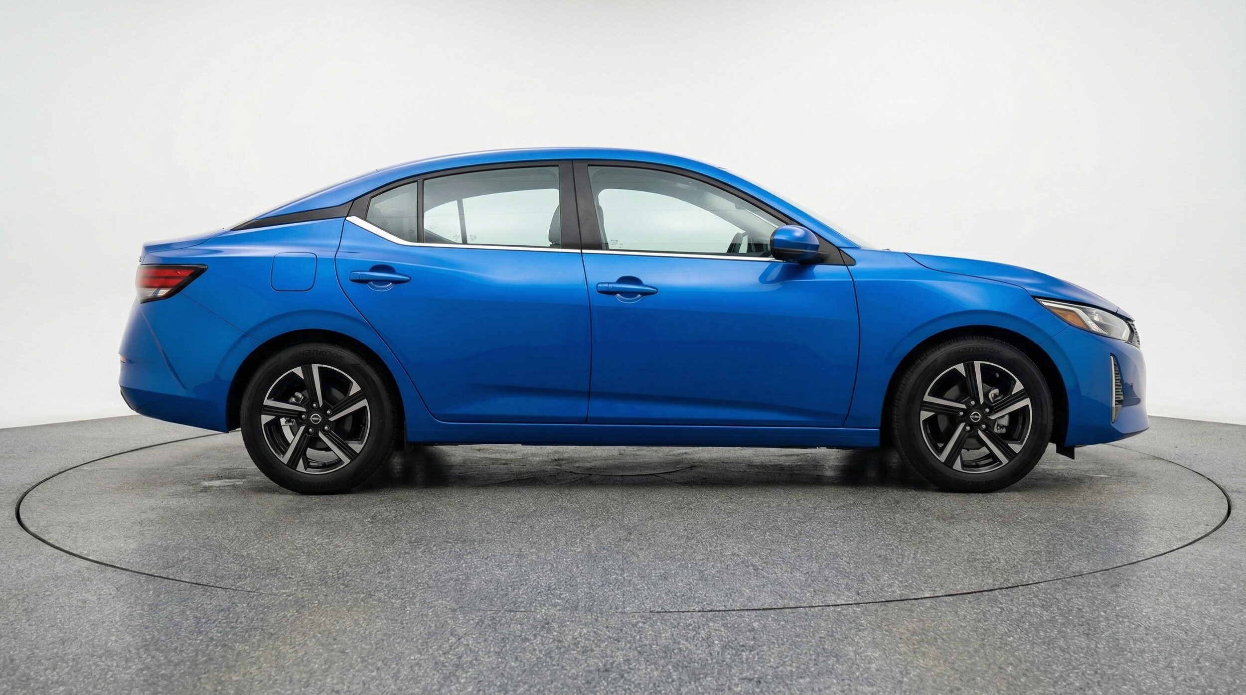 Thumbnail: 2025 Nissan Sentra - 8