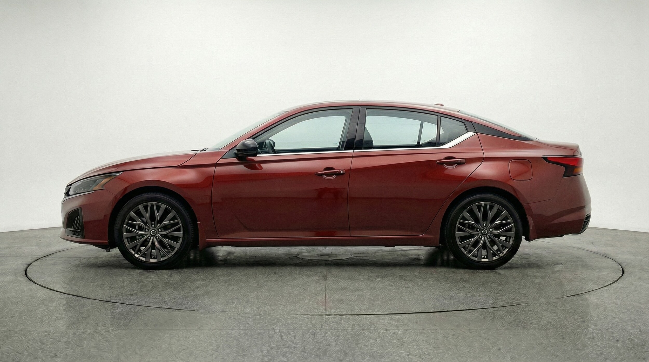 Thumbnail: 2025 Nissan Altima - 4
