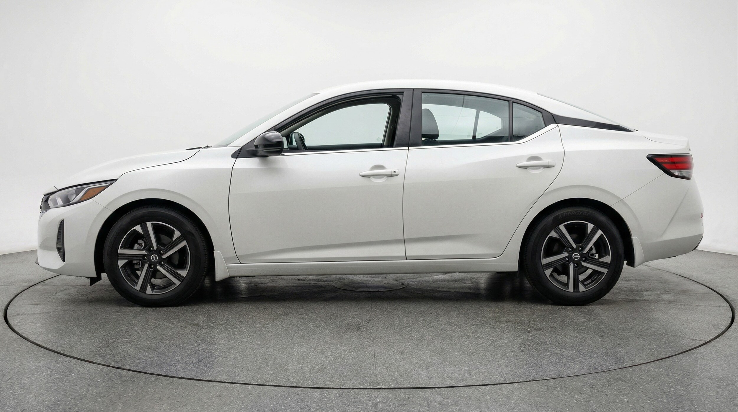 Thumbnail: 2025 Nissan Sentra - 4