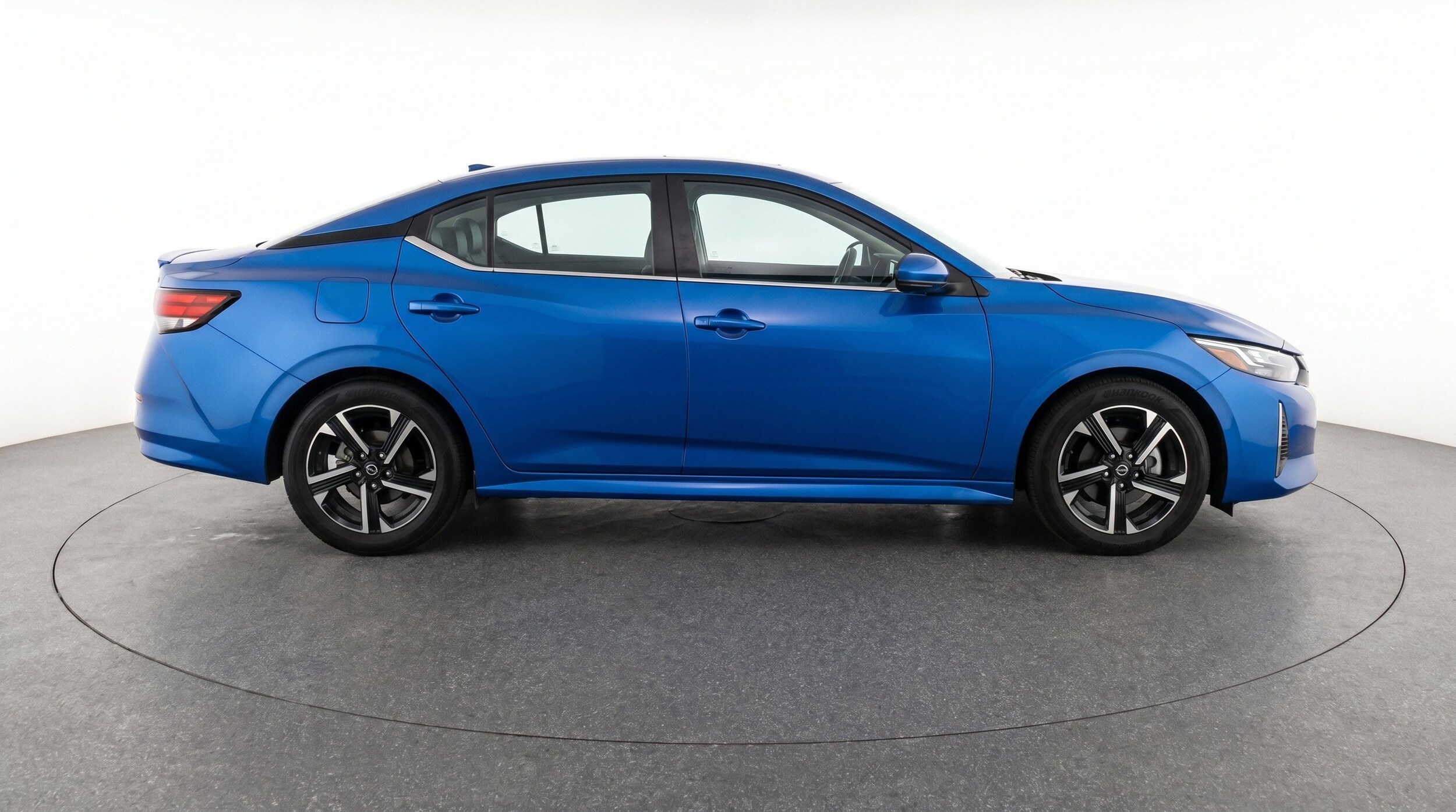 Thumbnail: 2025 Nissan Sentra - 11