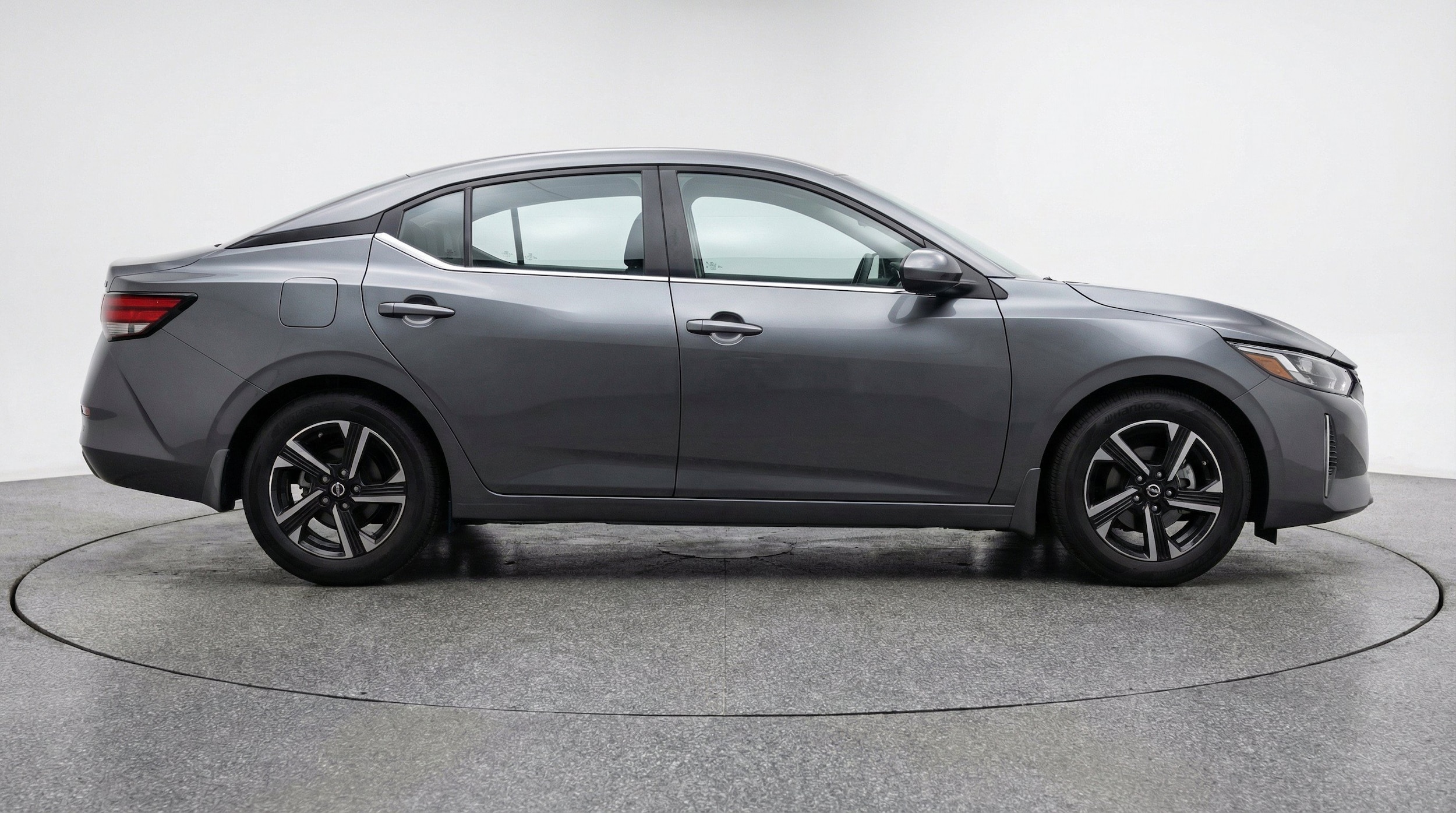 Thumbnail: 2025 Nissan Sentra - 11