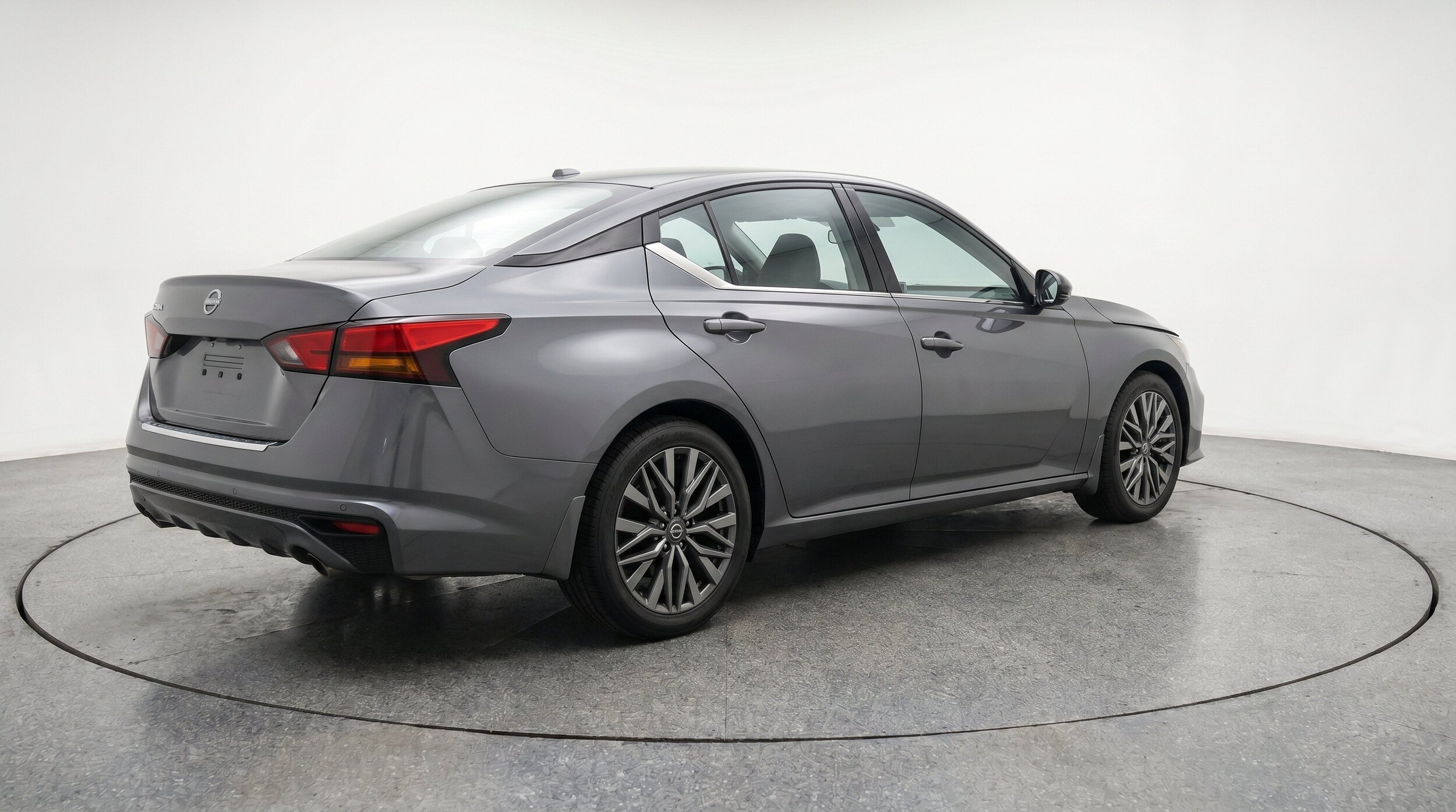 Thumbnail: 2025 Nissan Altima - 9