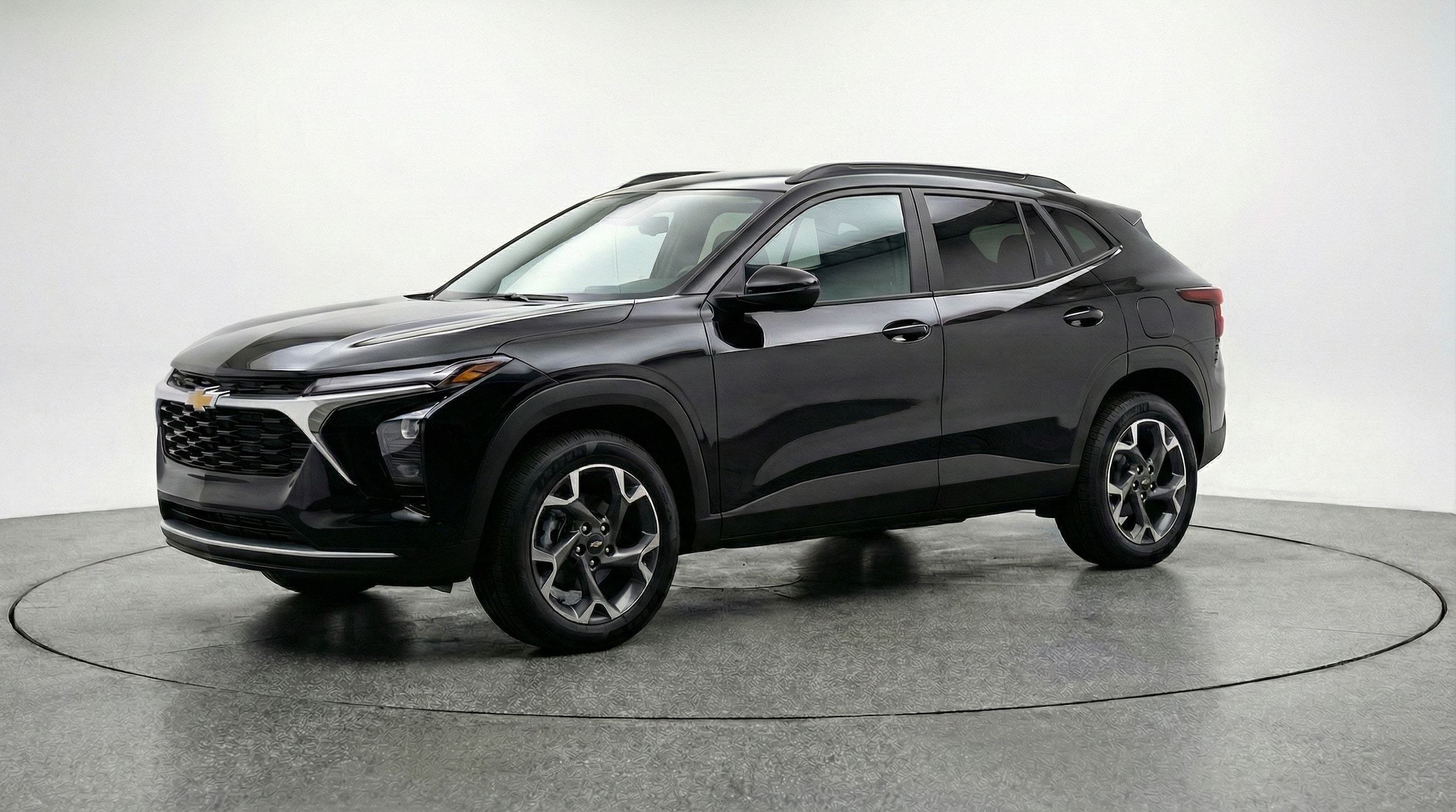 Thumbnail: 2025 Chevrolet Trax - 3