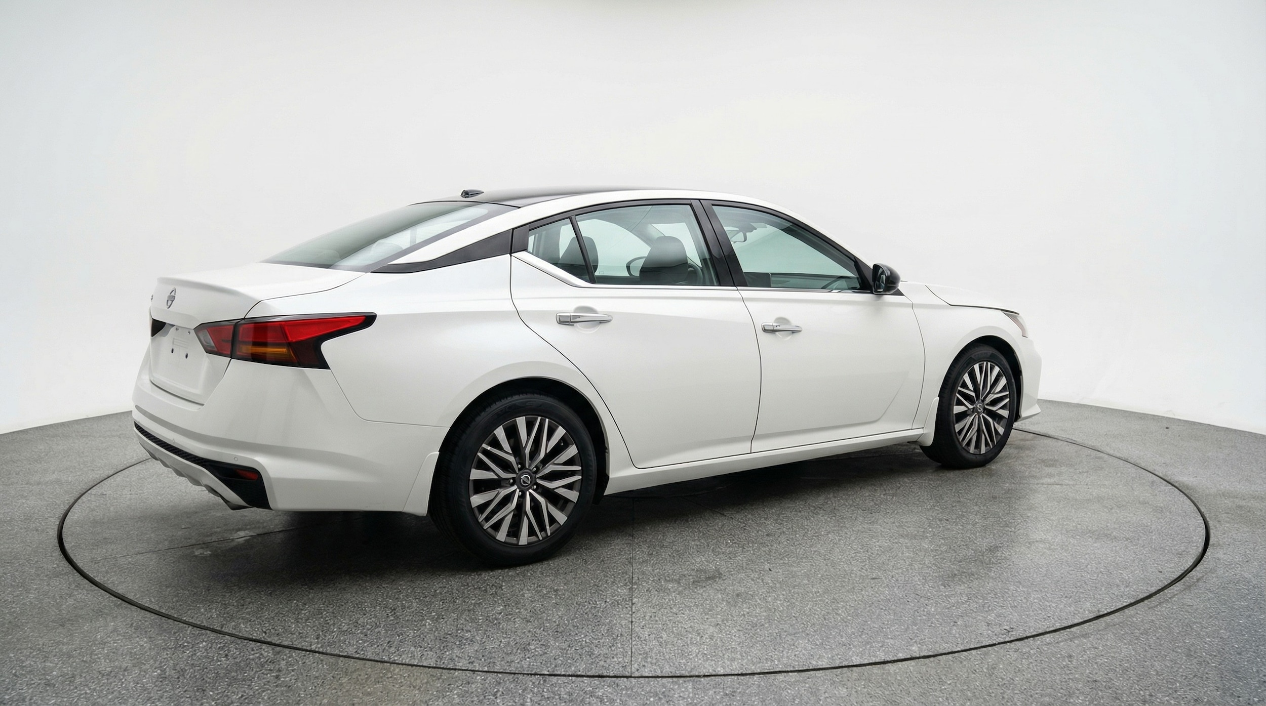 Thumbnail: 2025 Nissan Altima - 7