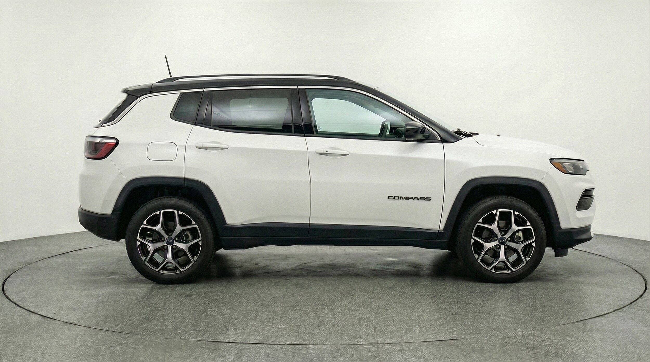 Thumbnail: 2025 Jeep Compass - 8