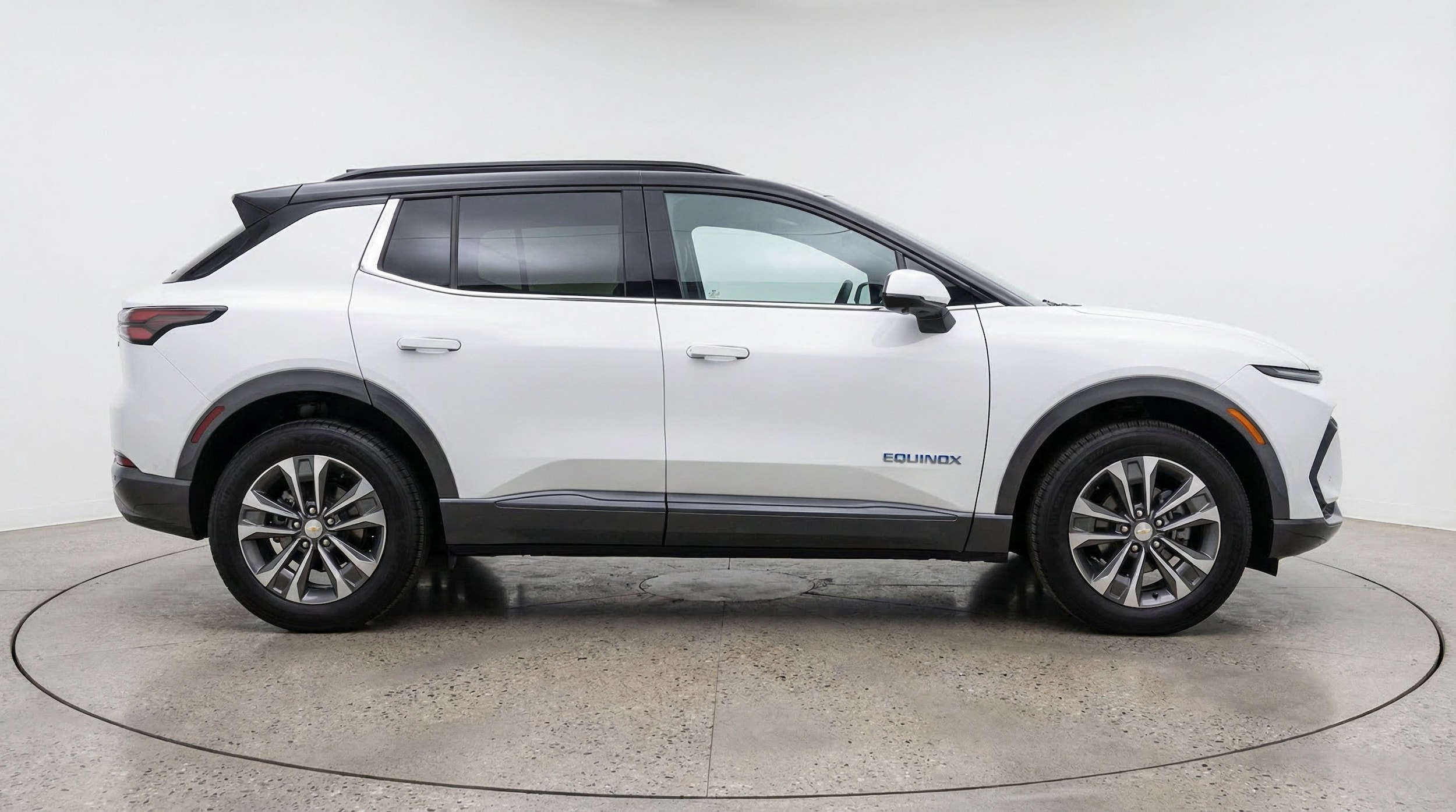 Thumbnail: 2025 Chevrolet Equinox - 11