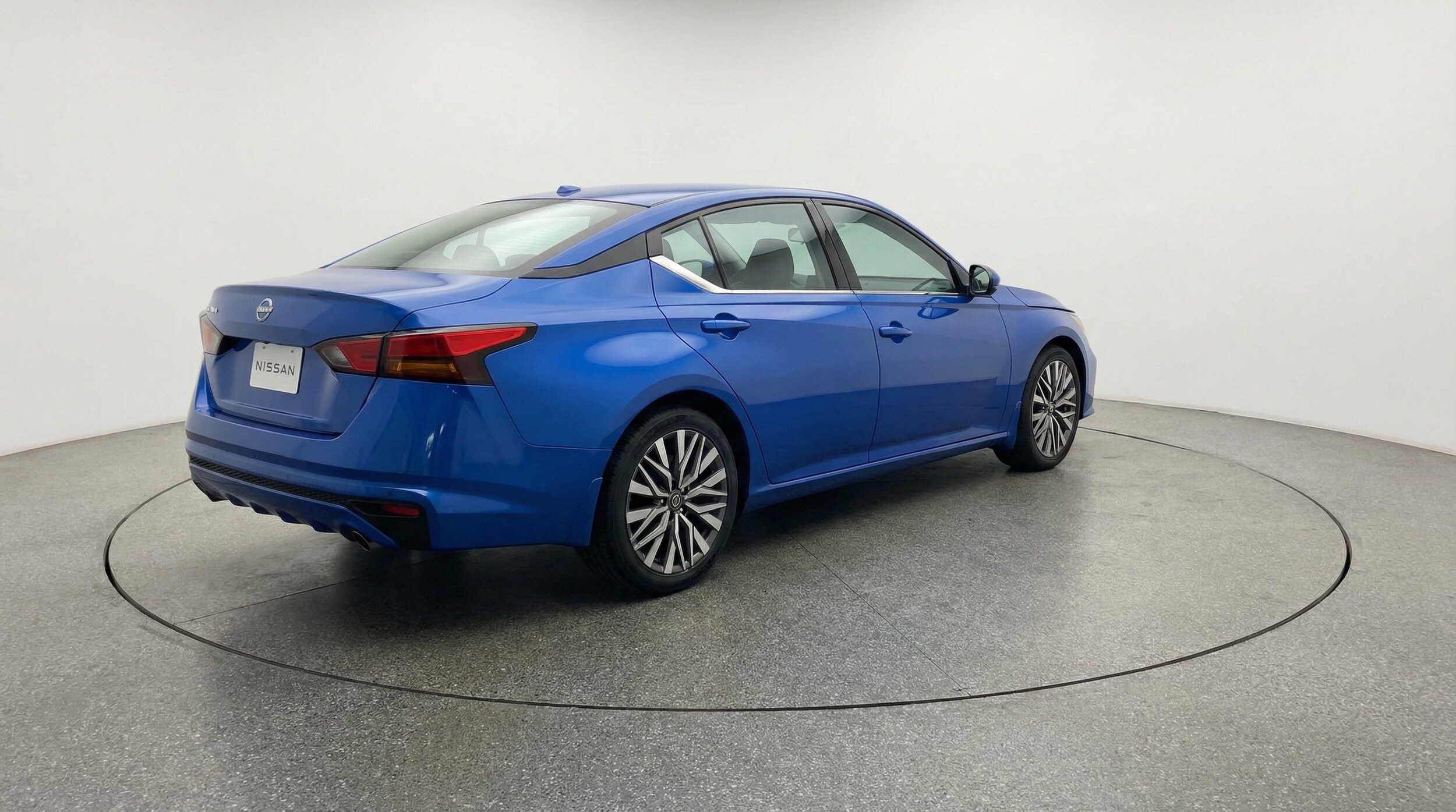 Thumbnail: 2025 Nissan Altima - 5