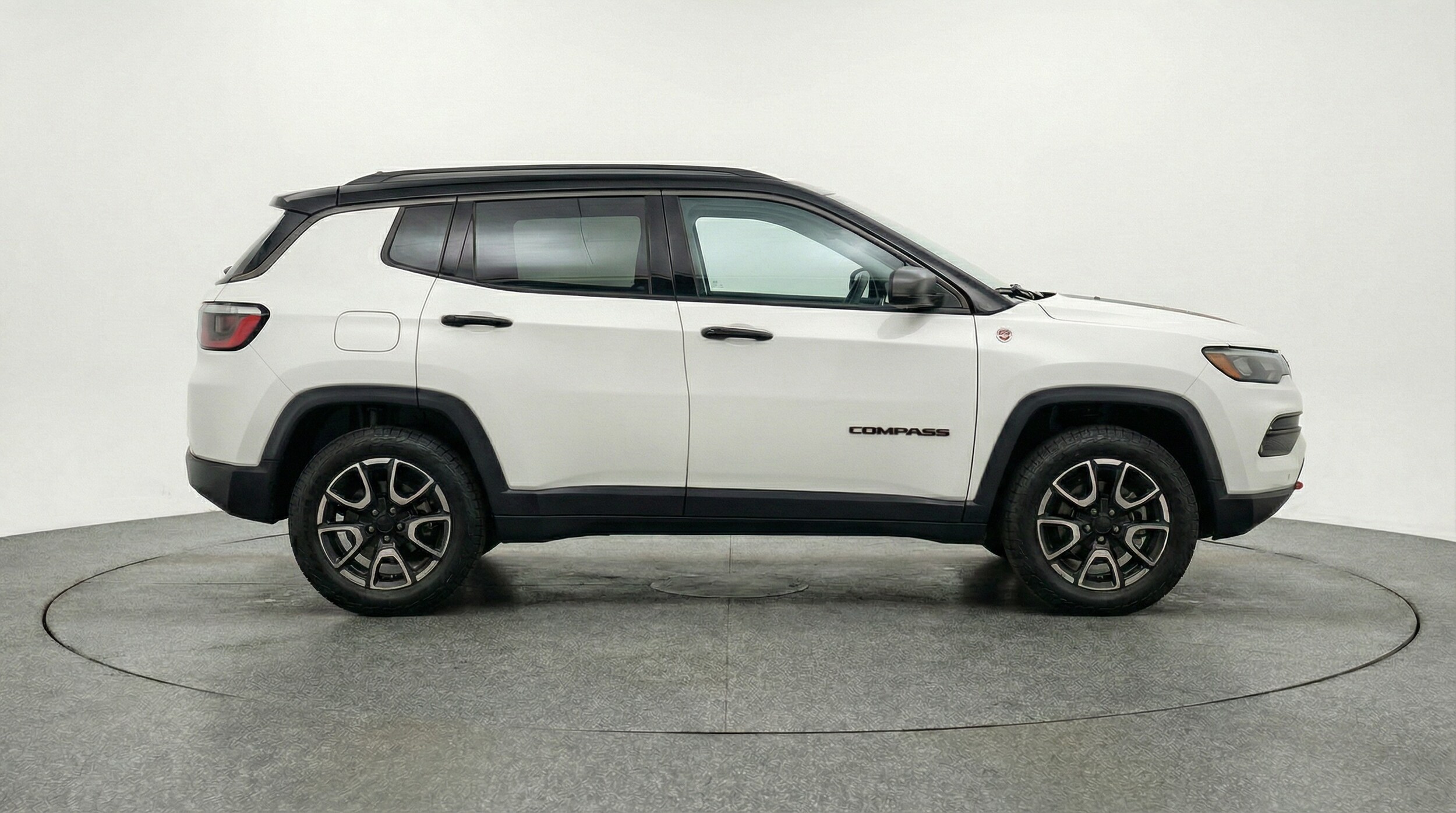 Thumbnail: 2025 Jeep Compass - 8