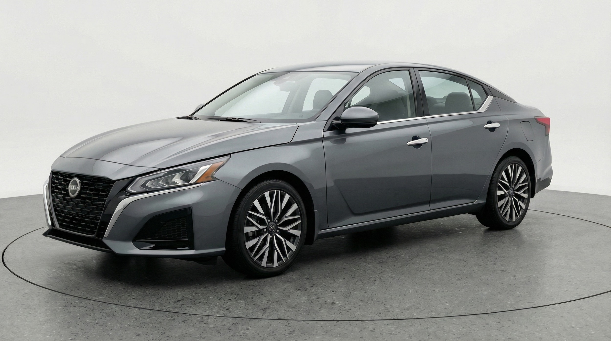 Thumbnail: 2025 Nissan Altima - 3