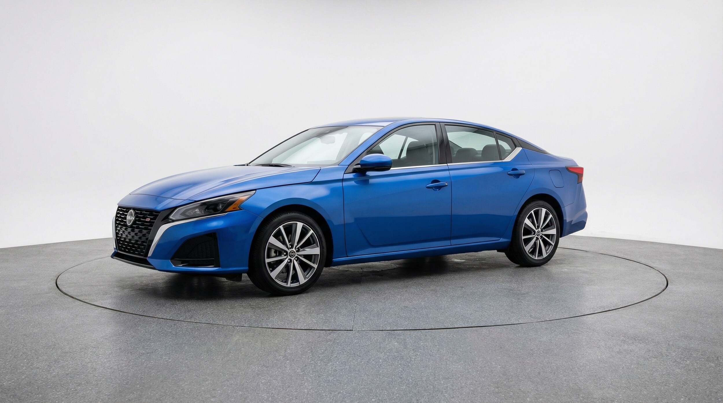 Thumbnail: 2025 Nissan Altima - 3