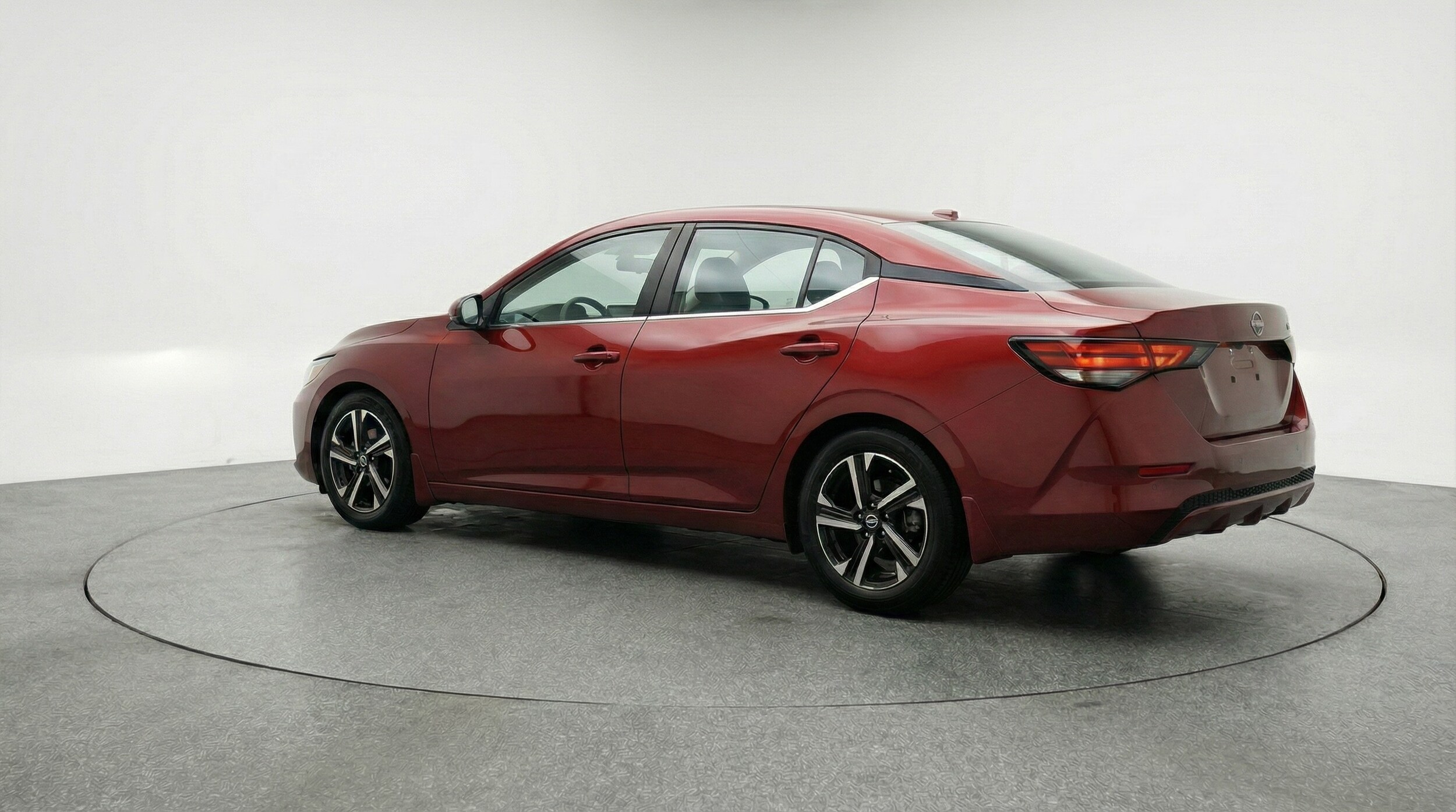 Thumbnail: 2025 Nissan Sentra - 5