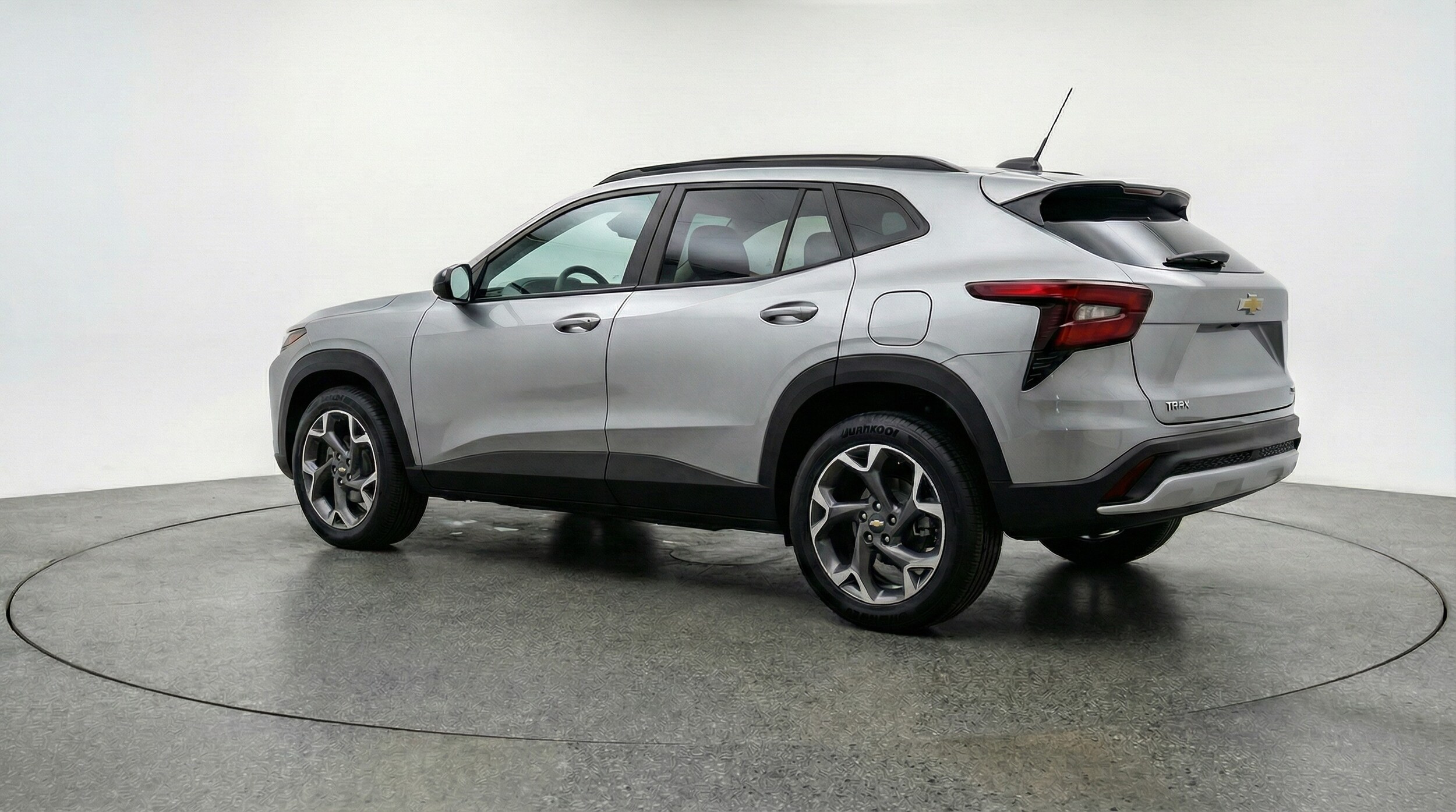 Thumbnail: 2025 Chevrolet Trax - 5