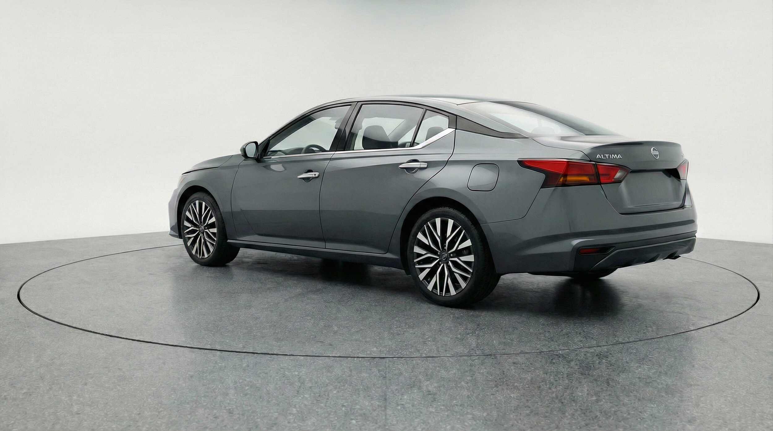 Thumbnail: 2025 Nissan Altima - 5