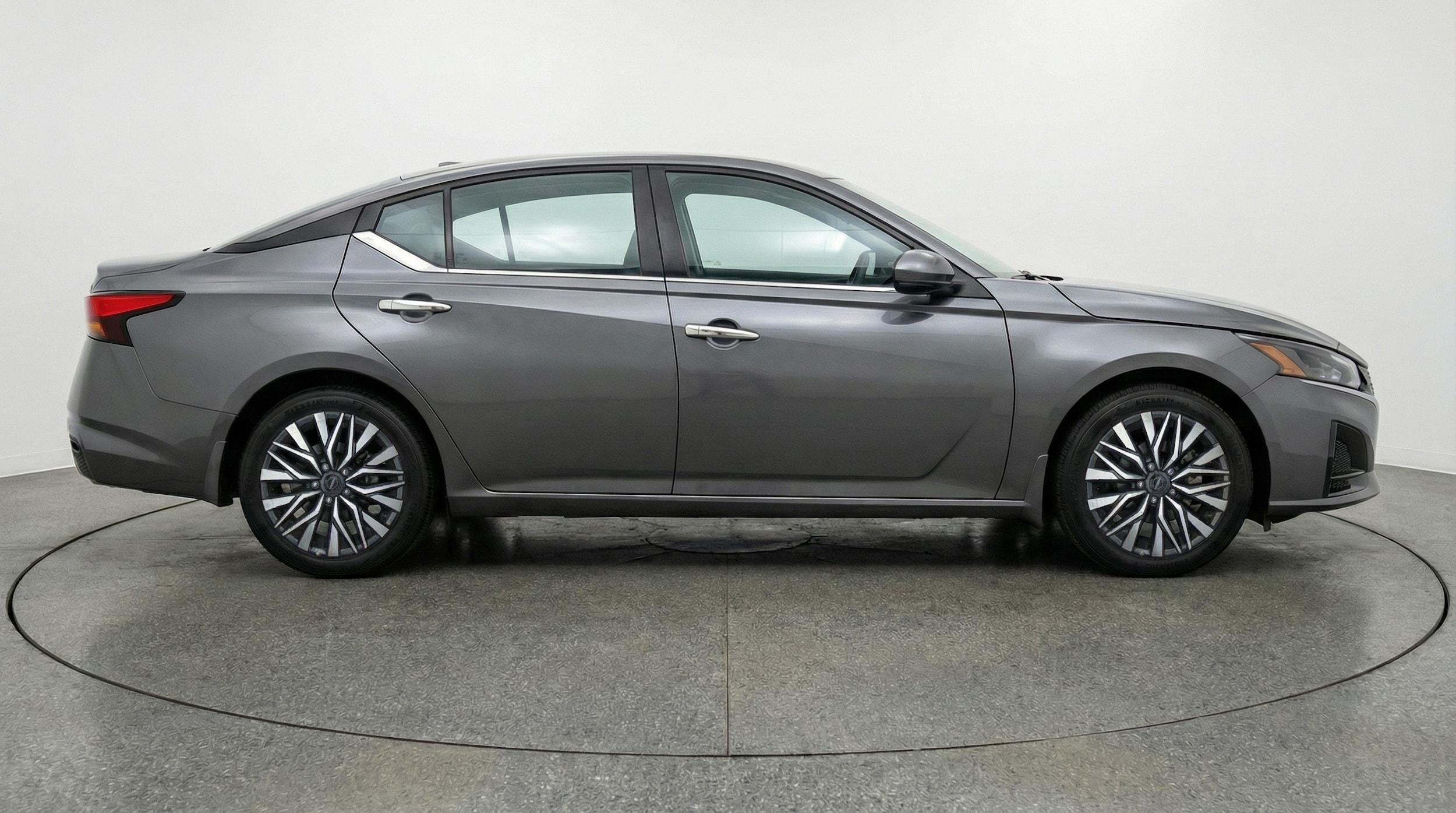 Thumbnail: 2025 Nissan Altima - 8