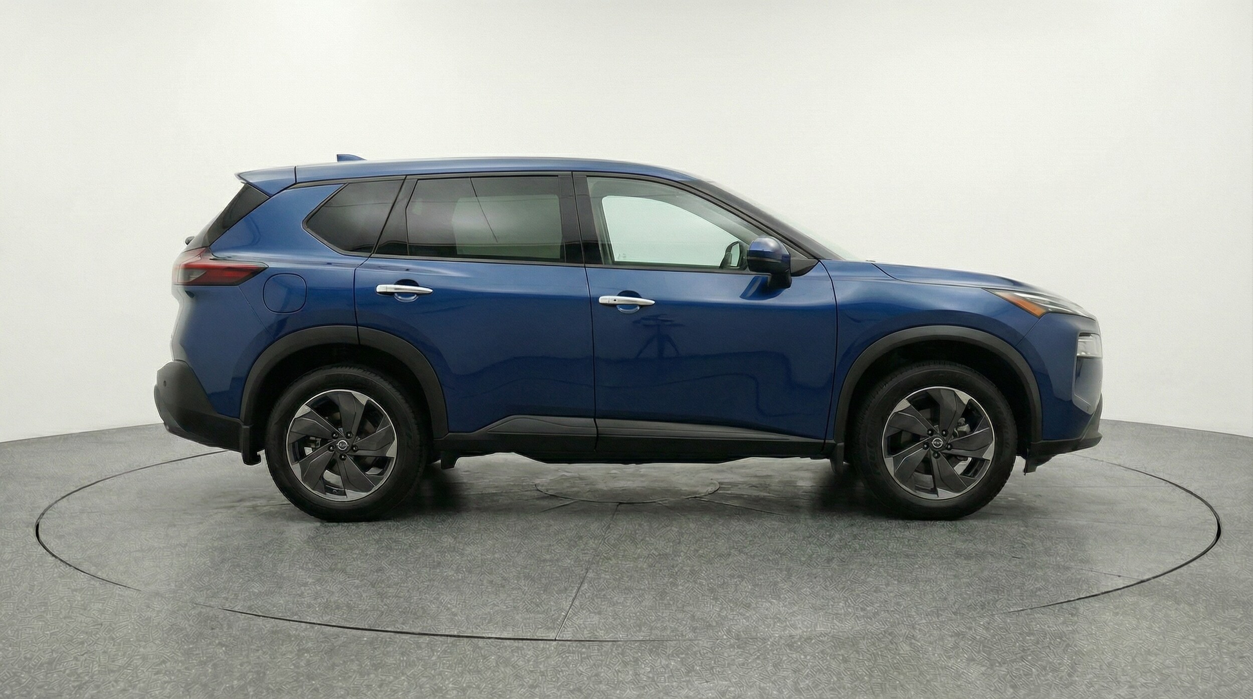 Thumbnail: 2025 Nissan Rogue - 8