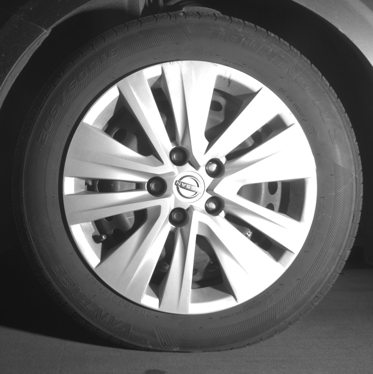 Thumbnail: 2025 Nissan Sentra - 9