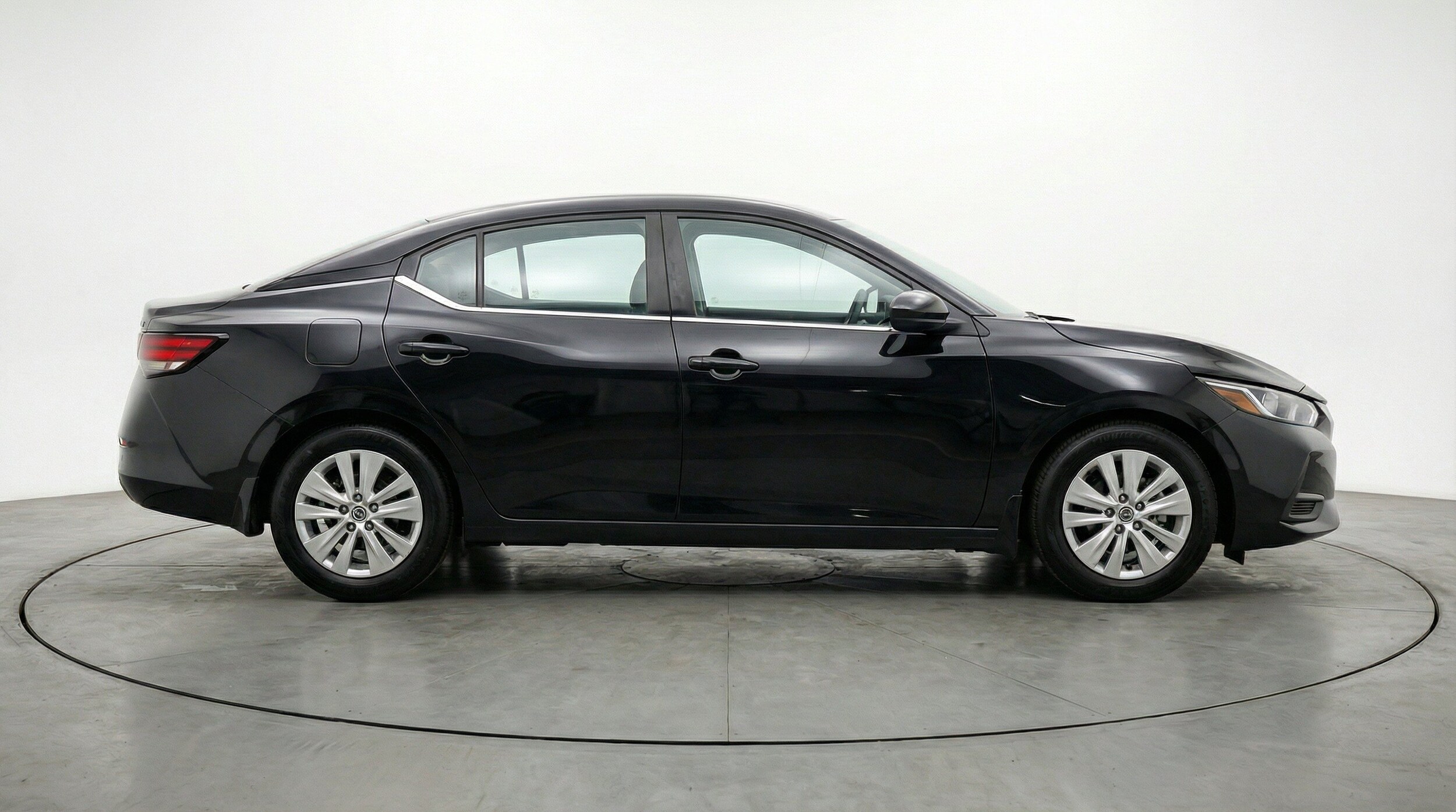 Thumbnail: 2025 Nissan Sentra - 11