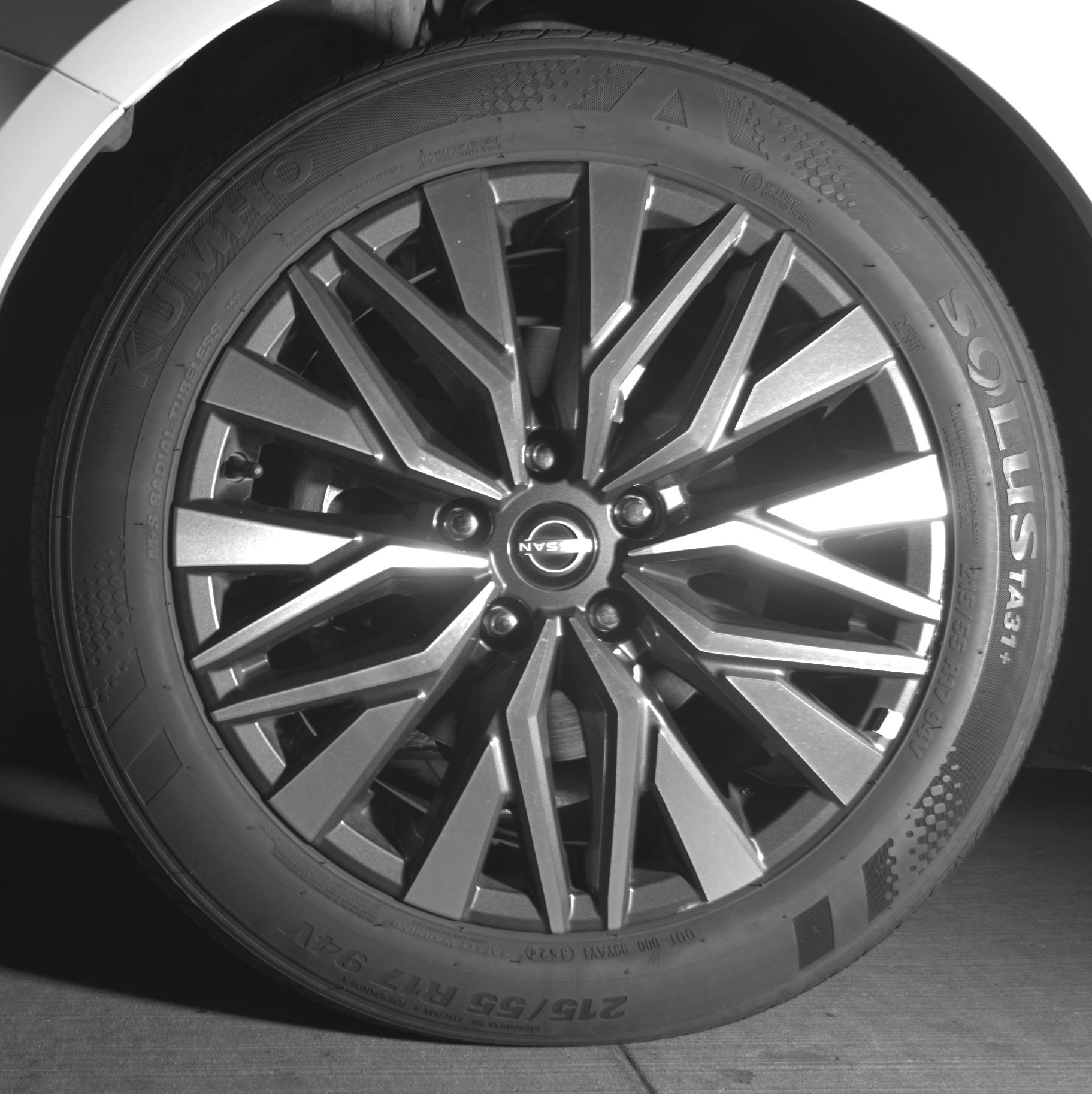 Thumbnail: 2025 Nissan Altima - 9