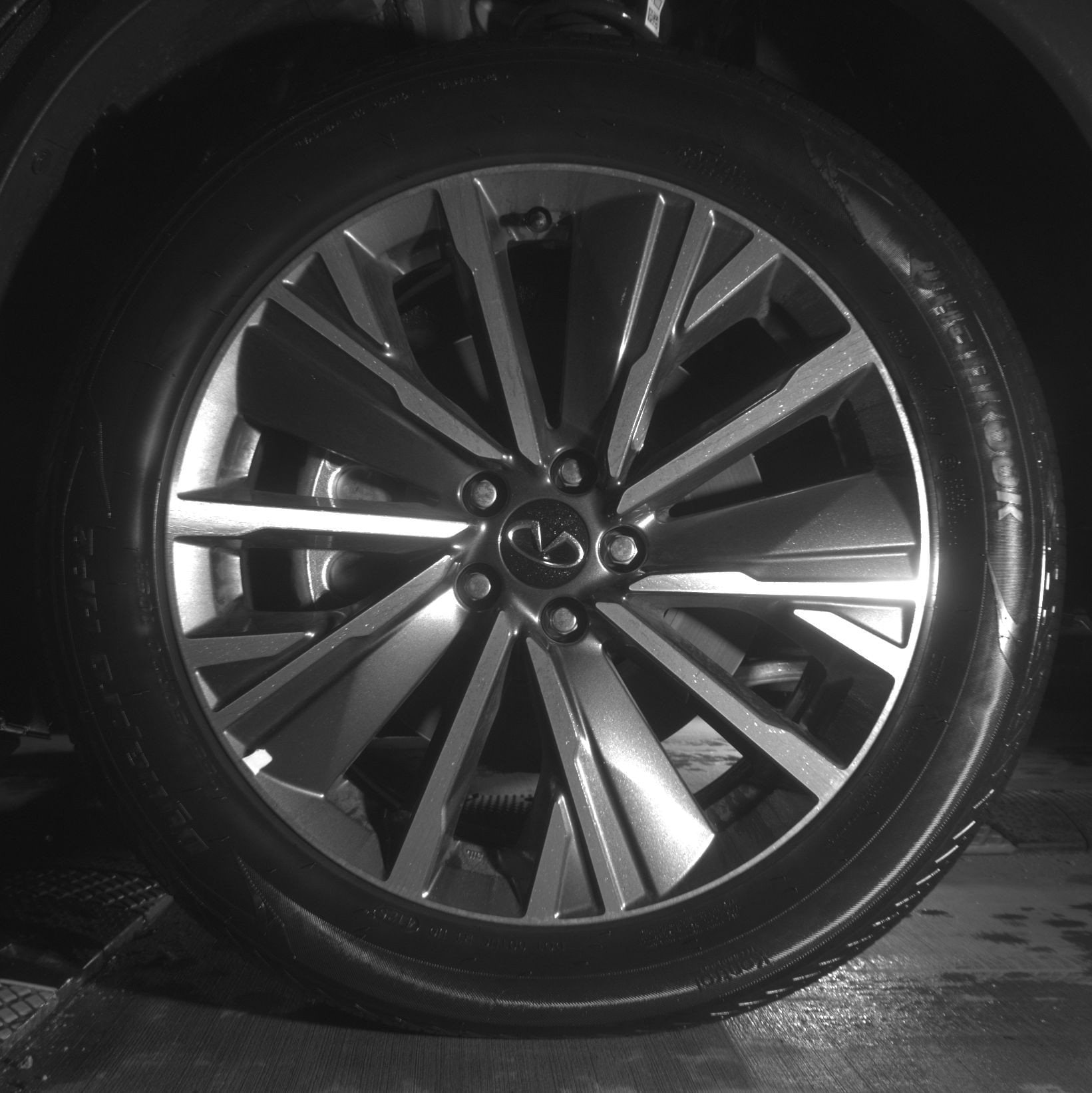 Thumbnail: 2026 INFINITI QX60 - 12