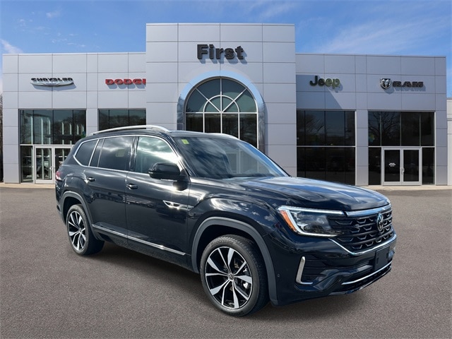 2024 Volkswagen Atlas SEL Premium R-Line's photo