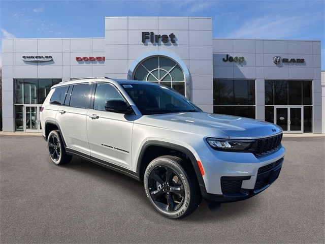2025 Jeep Grand Cherokee L Altitude's photo