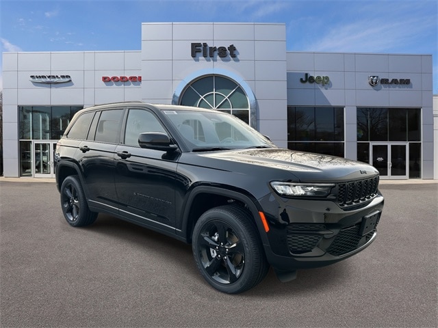 2025 Jeep Grand Cherokee Altitude's photo