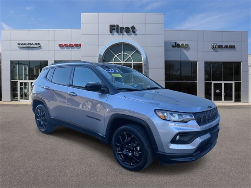 Used 2022 Jeep Compass Altitude SUV