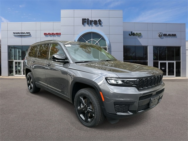 2025 Jeep Grand Cherokee L Altitude's photo