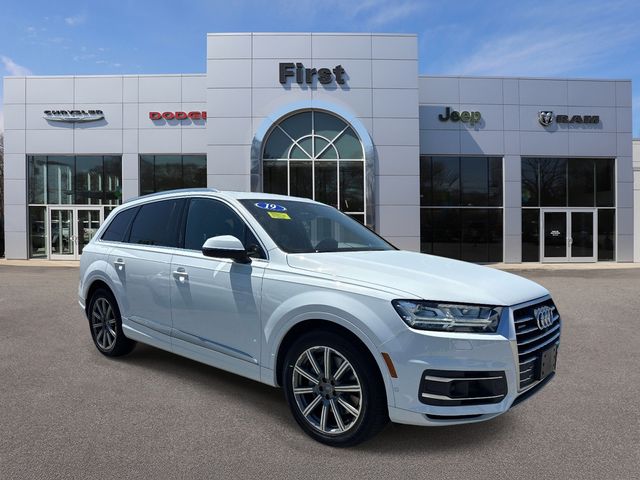 2019 Audi Q7 55 Prestige quattro Tiptronic's photo