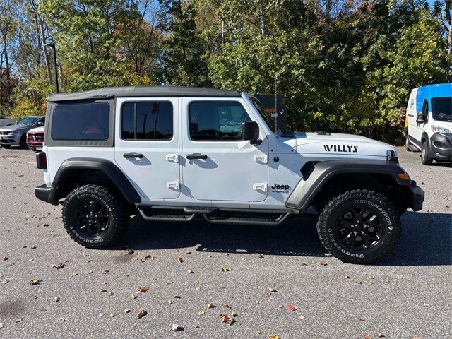 2021 Jeep Wrangler Unlimited Willys photo 2