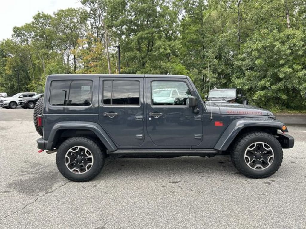 Used 2017 Jeep Wrangler Unlimited Rubicon SUV