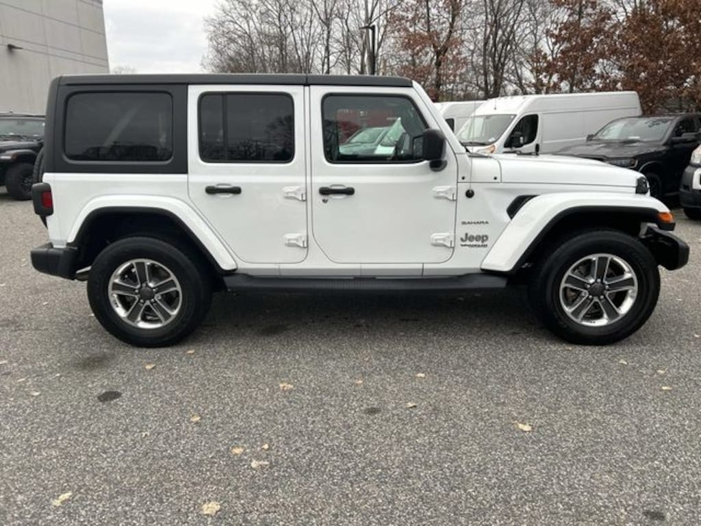 Used 2018 Jeep Wrangler Unlimited Sahara SUV