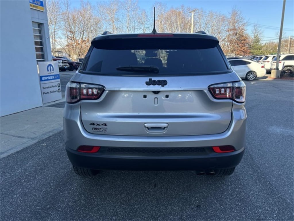 Used 2022 Jeep Compass Altitude SUV