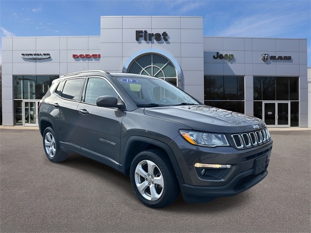 2019 Jeep Compass Latitude's photo