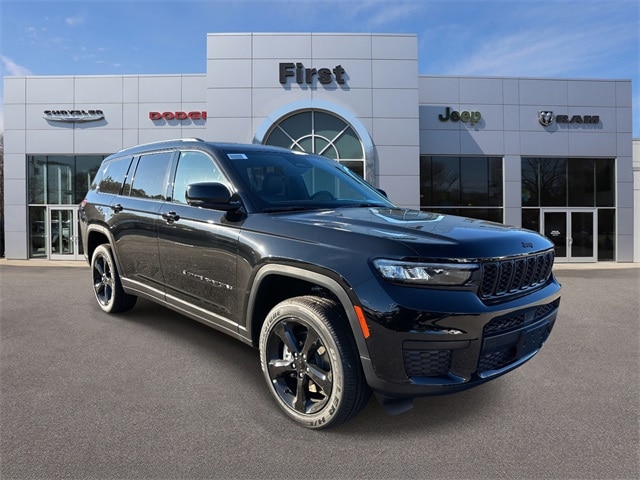 2025 Jeep Grand Cherokee L Altitude's photo