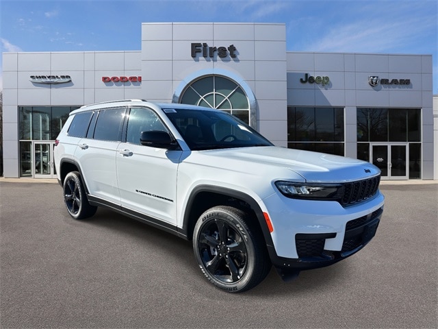 2025 Jeep Grand Cherokee L Altitude's photo