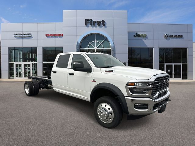2026 RAM 4500 Tradesman 4X4 Crew Cab DRW 197" WB's photo