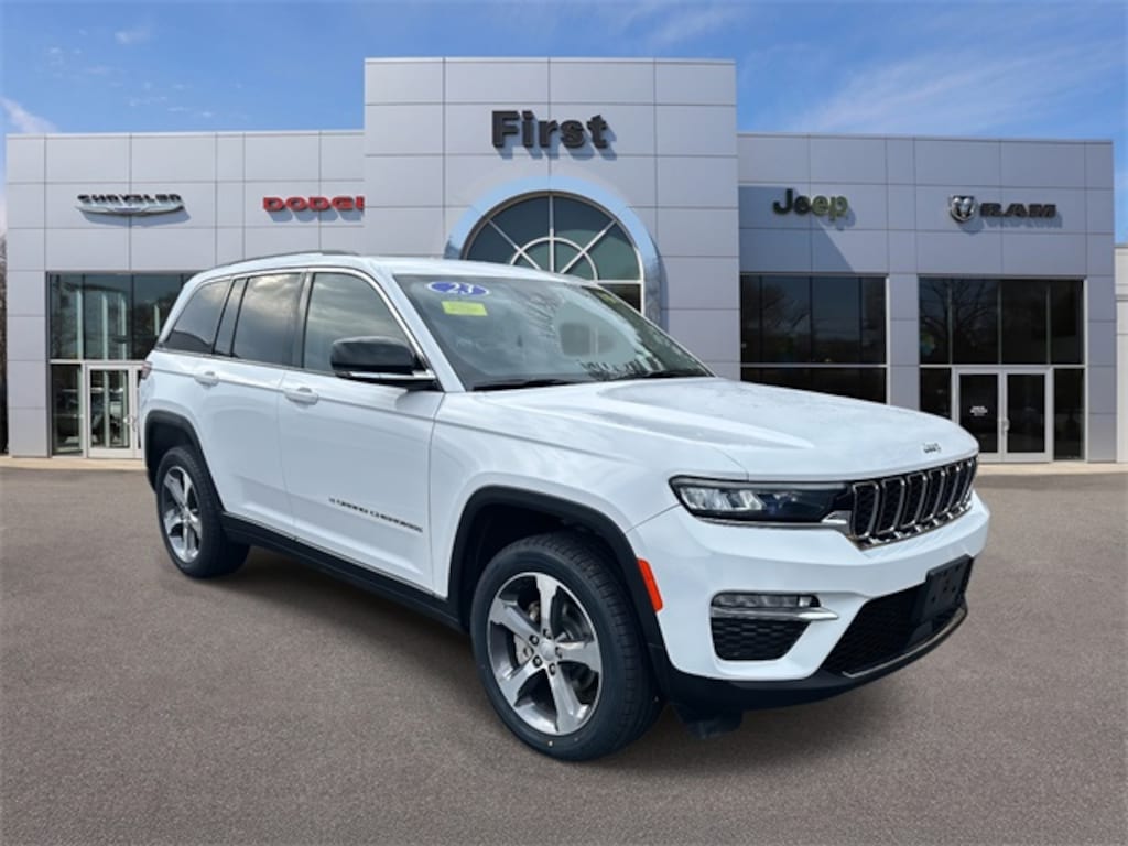 Used 2023 Jeep Grand Cherokee Limited SUV