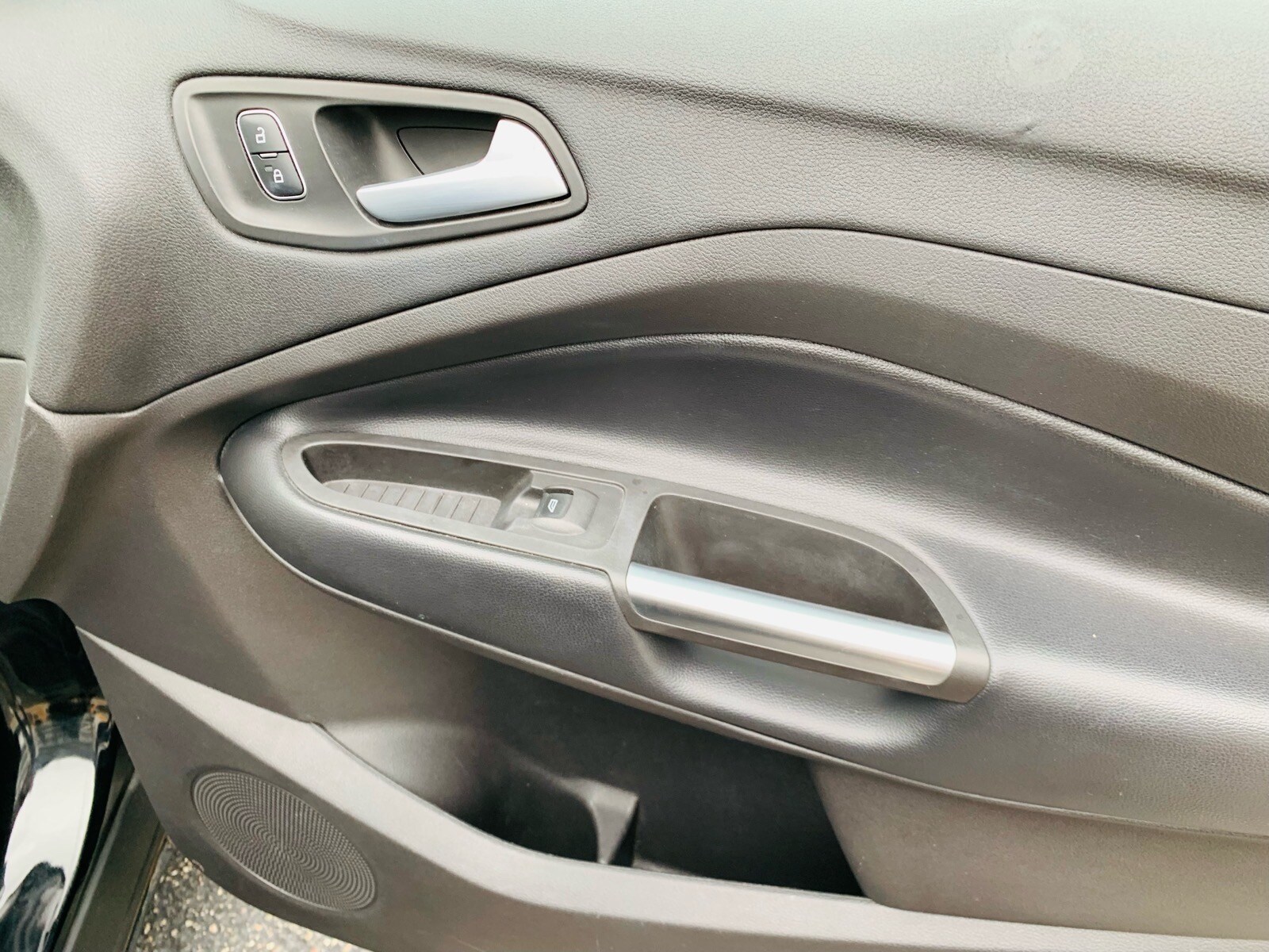 2018 Ford Escape SEL - Photo 15