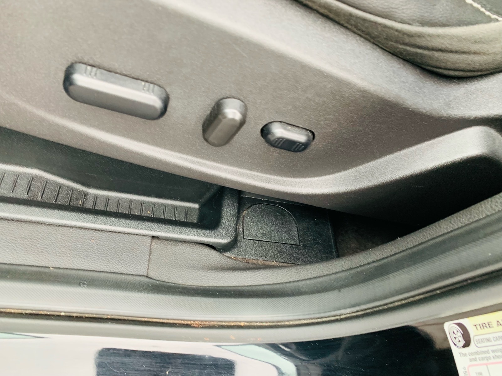 2018 Ford Escape SEL - Photo 19