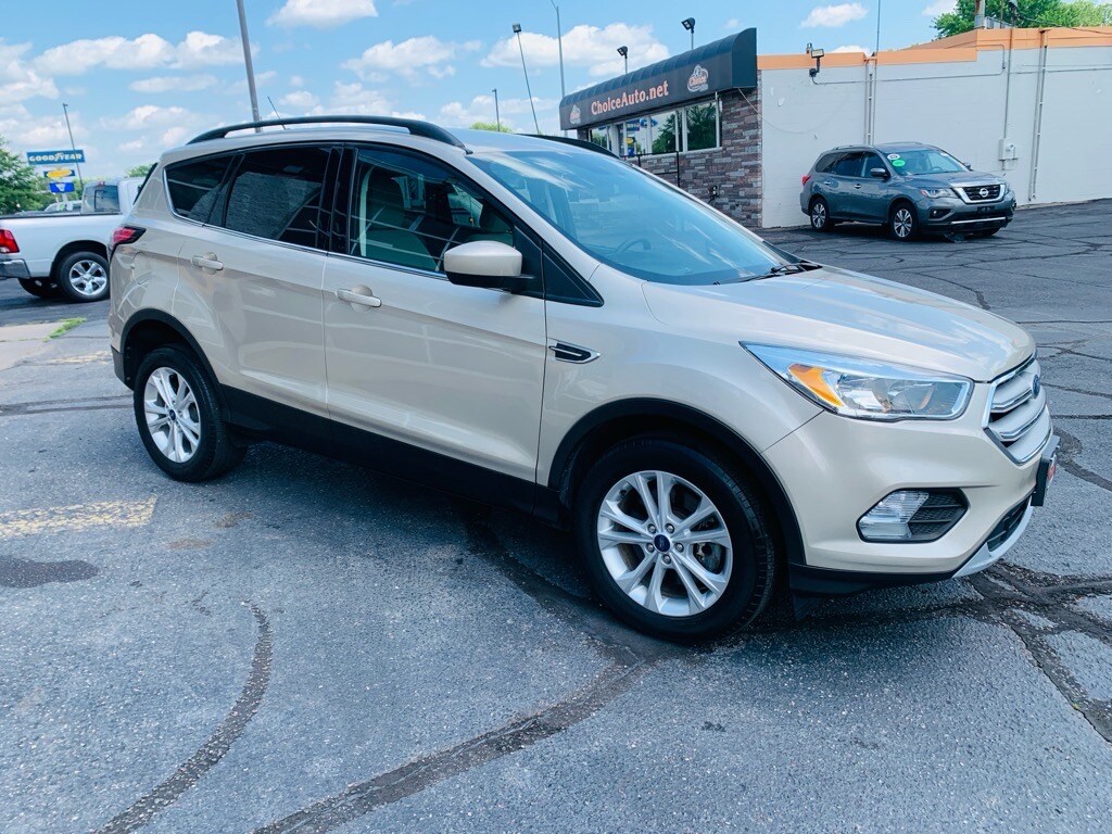 2018 Ford Escape SE photo 2